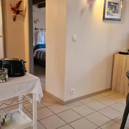 Domaine Hias לינה וארוחת בוקר Angoumé