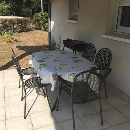 Domaine Hias 3* Angoumé