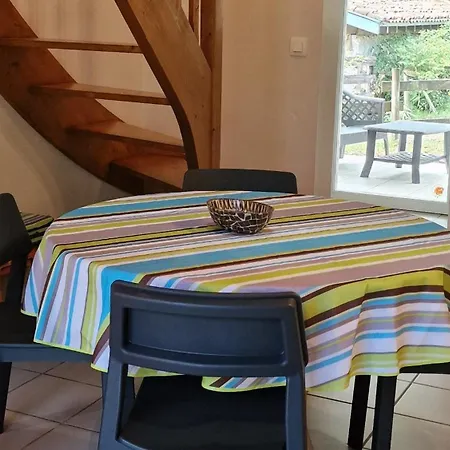 Domaine Hias לינה וארוחת בוקר 3*