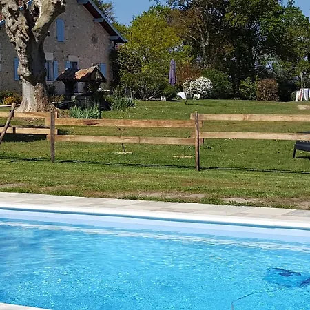 Bed & Breakfast Domaine Hias Angoumé