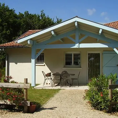 לינה וארוחת בוקר Domaine Hias
