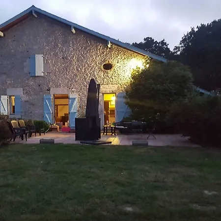 Bed & Breakfast Domaine Hias 3*