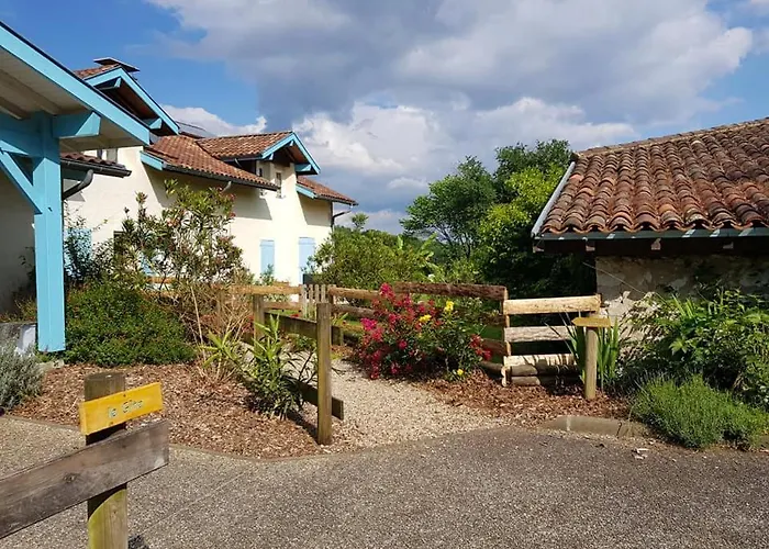 Domaine Hias Bed & Breakfast 3*